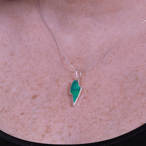 Small bolt necklace - green