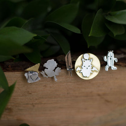 Limited edition: Final Fantasy series pin badges