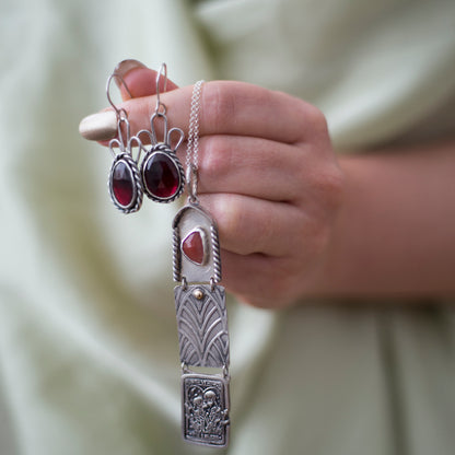 Sterling Silver Triptych Necklace – Lovers Tarot