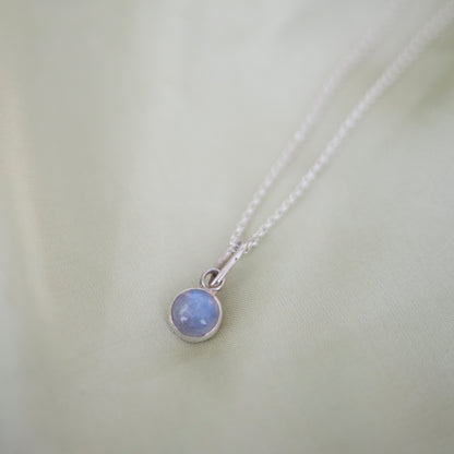 Little Light Necklace - Rainbow moonstone