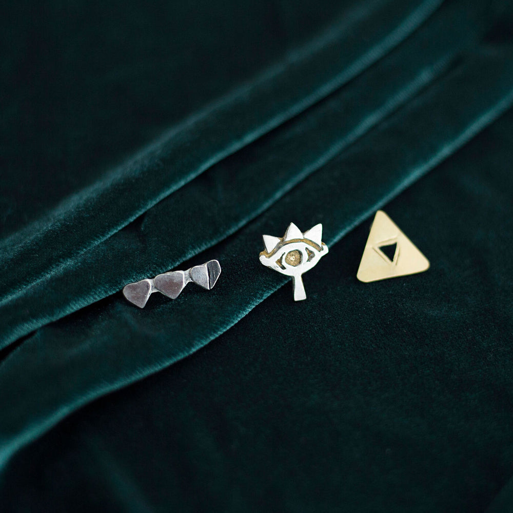 Limited edition: Zelda series pin badges
