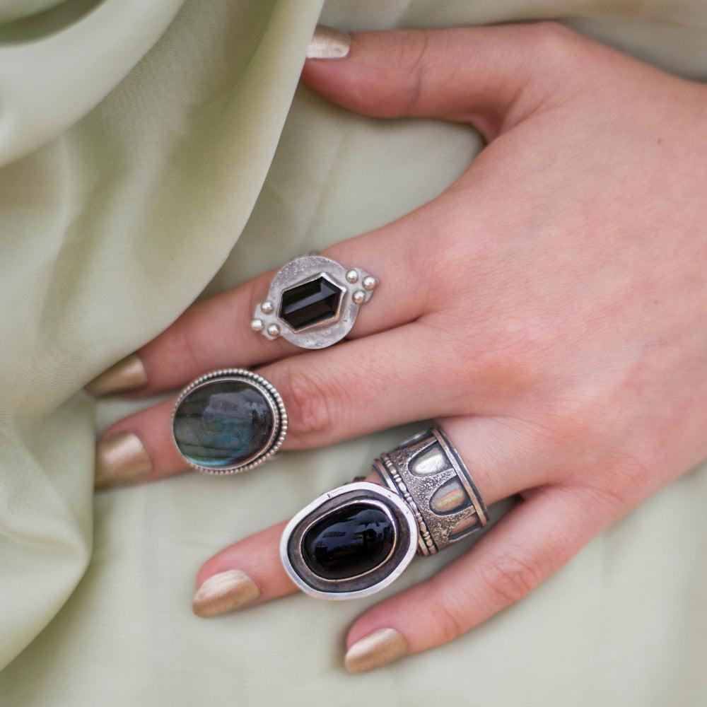 Onyx Renaissance Ring – Triple Silver Band