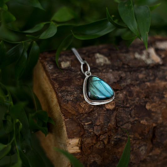 Eternal Flight Pendant – Sterling Silver & Labradorite Butterfly Necklace
