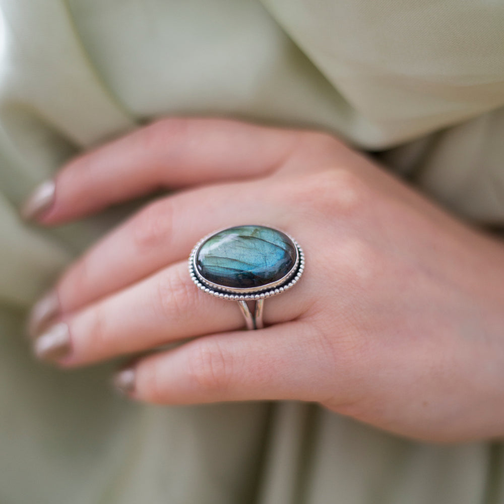 Labradorite silver ring
