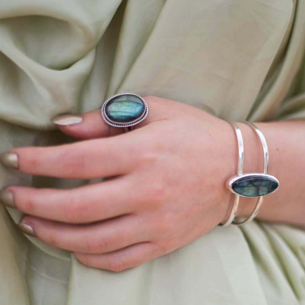 Labradorite silver ring