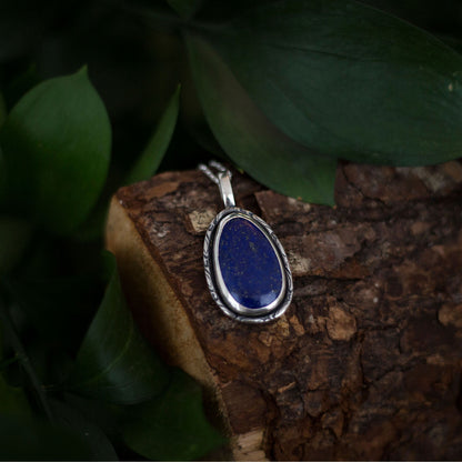 Midnight Relic - Lapis Lazuli Pendant Necklace in Sterling Silver