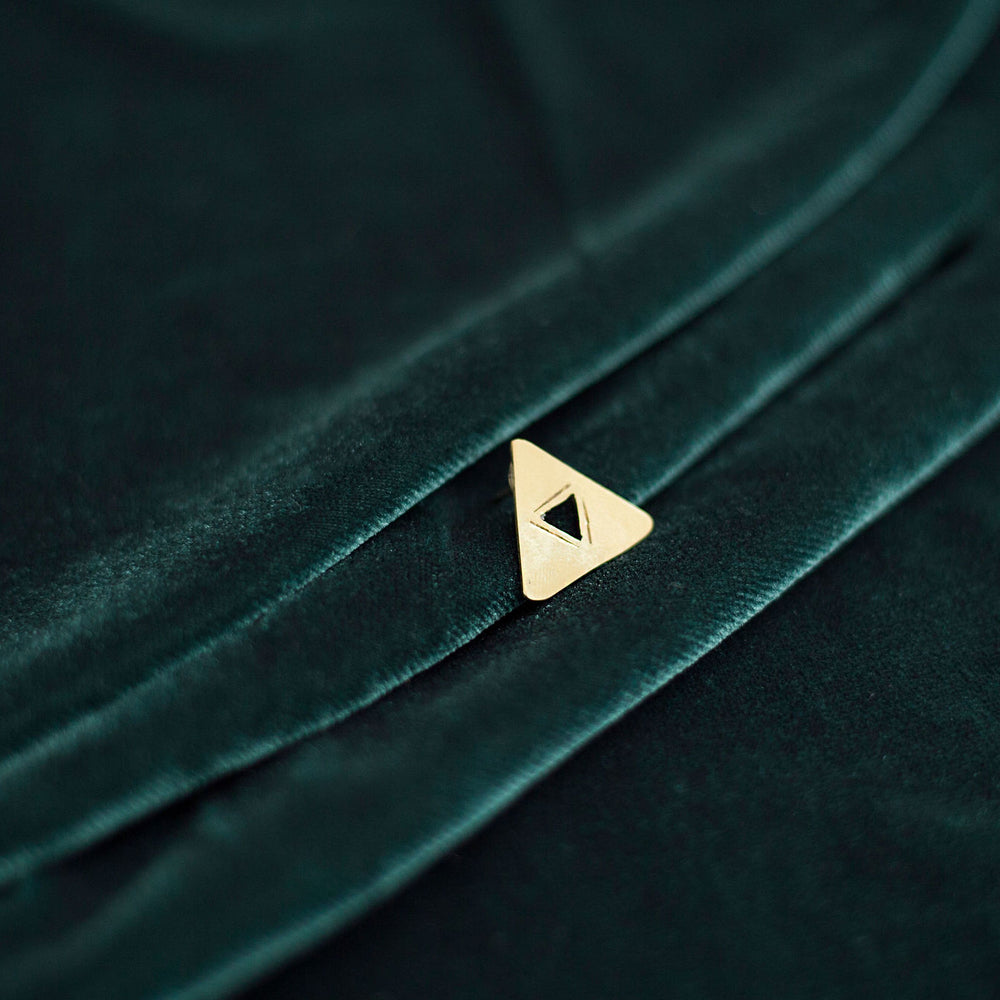 Zelda Triforce pin badge