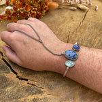 Handchain with opal