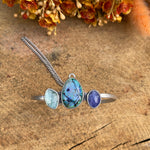 Handchain with opal