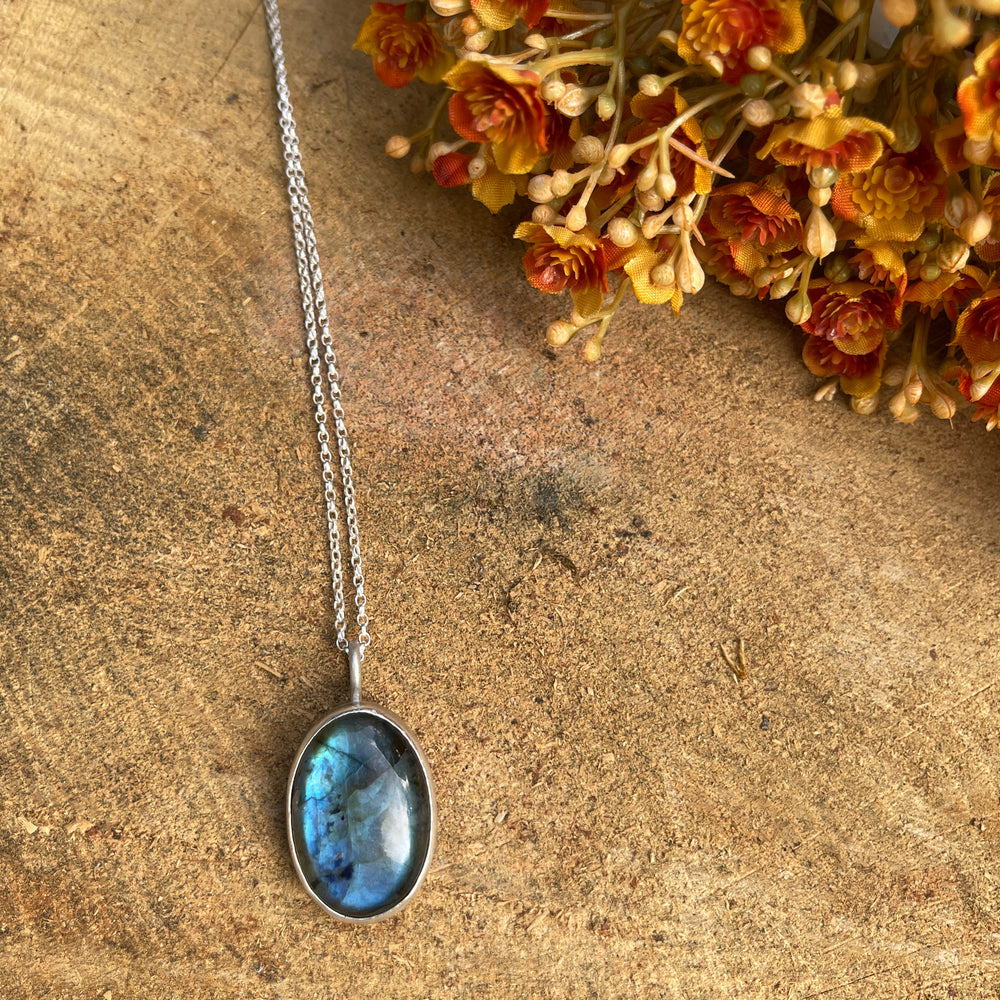 Labradorite Oval pendant