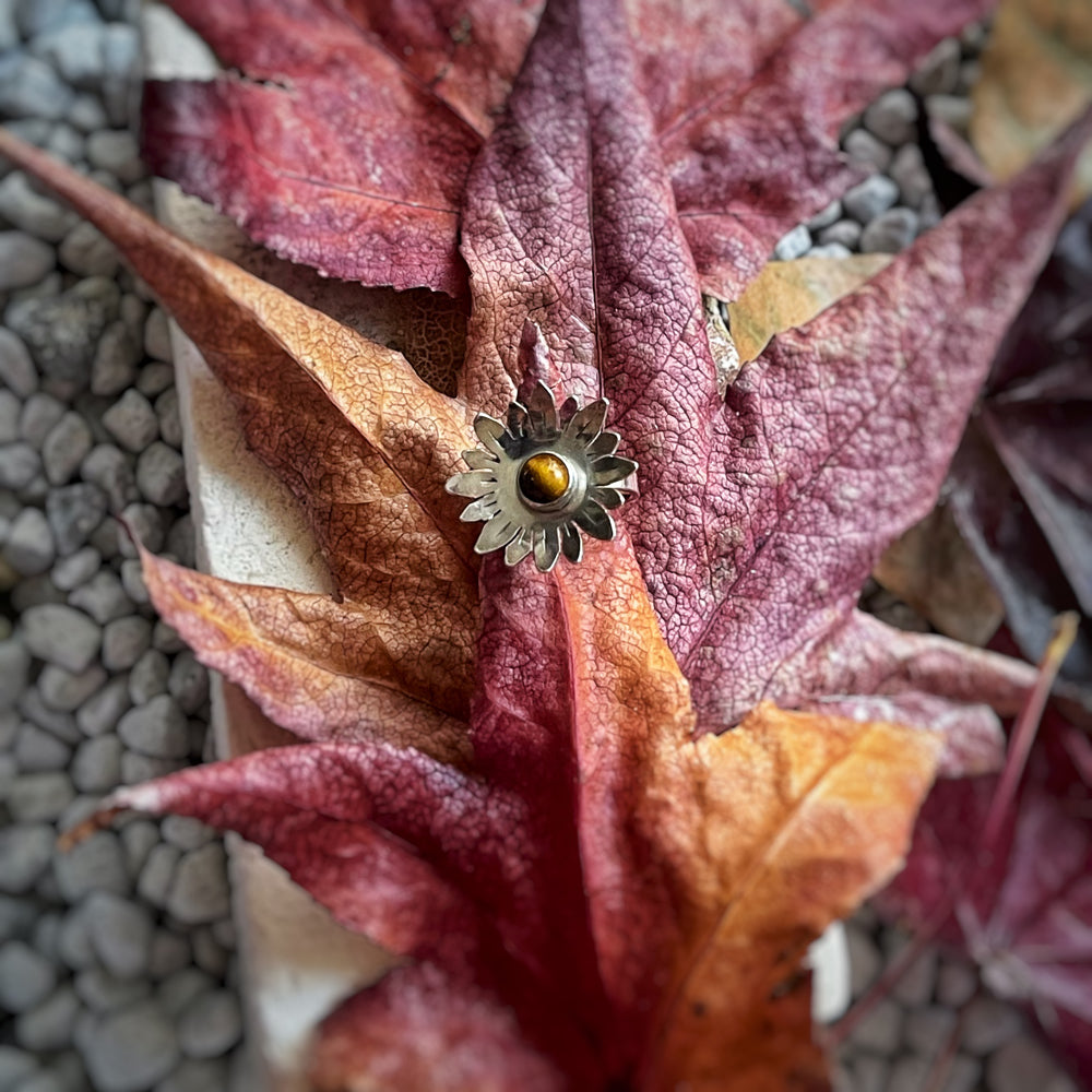 Flower ring with Tiger Eye size 6.5